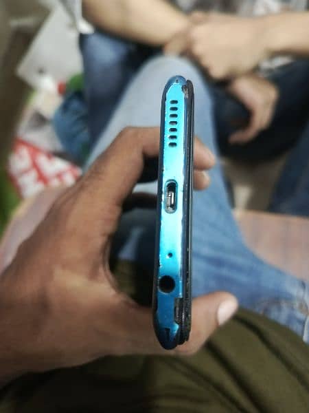 Tecno spark 5 pro 4