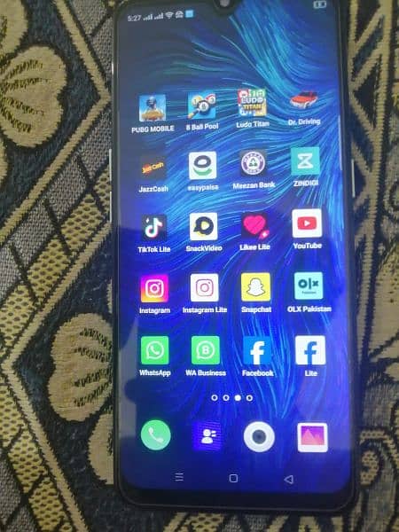 OPPO F15 8/256 (EXCHANGE POSSIBLE) 1