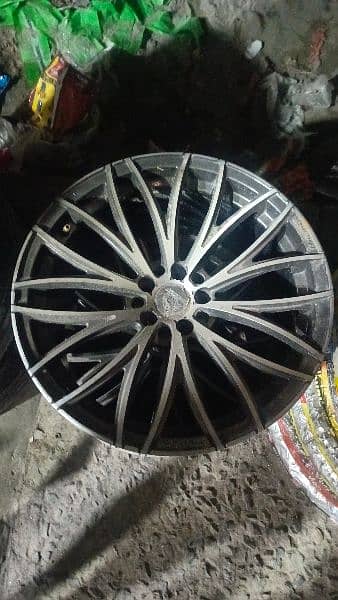 selling 17th rims just like new never repaired or painted 1