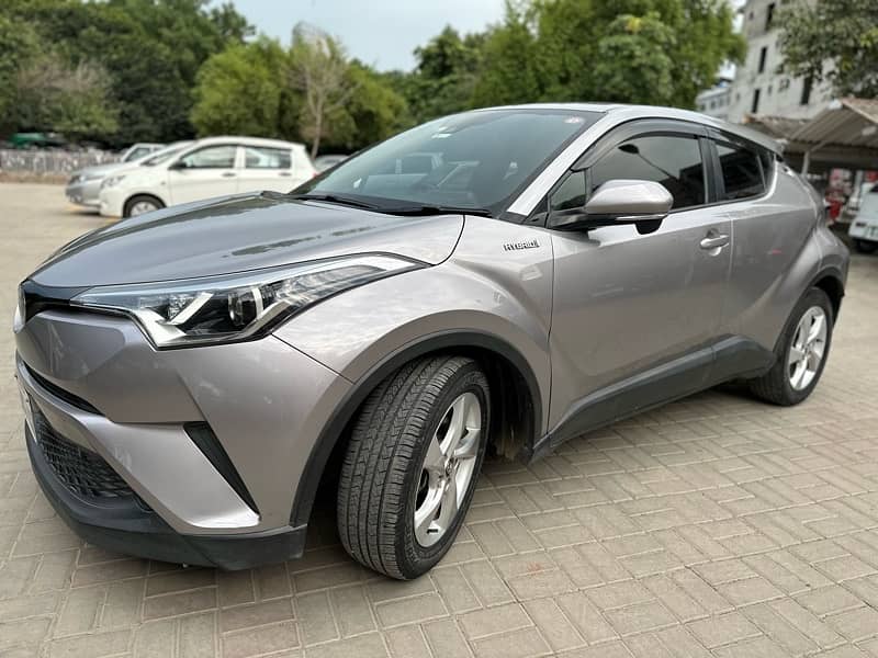 Toyota C-HR 2017 6