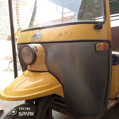 Rozgar rickshaw 6 seater