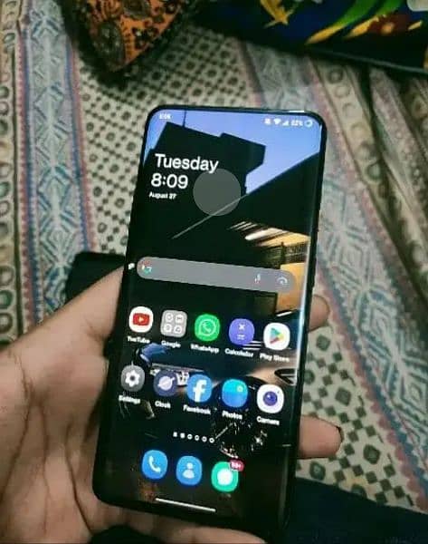 One plus 7pro mecleren 5g. 12+7 gb 256gb non PTA 5