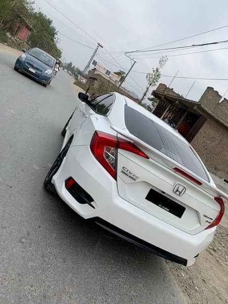 Honda Civic Oriel 2018 1