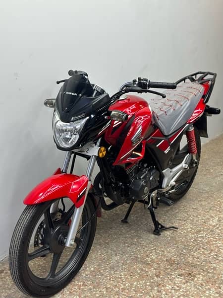 honda cb150f 2021 model ( 8000 km used ) 0