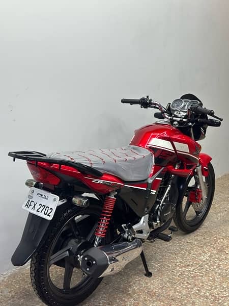 honda cb150f 2021 model ( 8000 km used ) 1