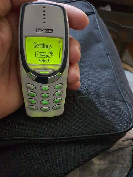 Original Nokia 3310 1