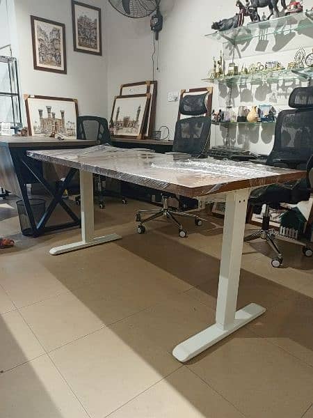 Electric standing desk/ height adjustable table 6