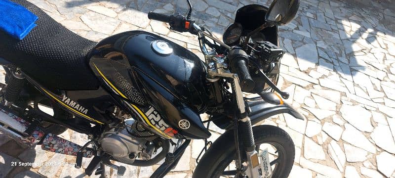 YBR 125 G  Yamaha bike 7