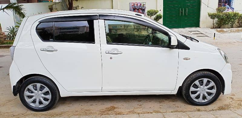 Daihatsu Mira 2014 1