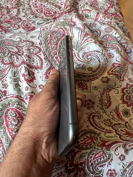 Iphone 11 128gb 4