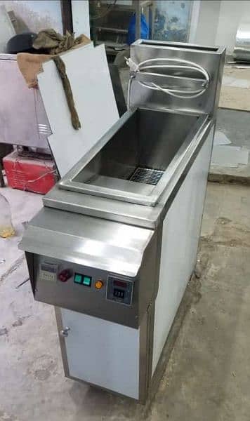 Slush Machine New Used / Soda /Pizza Oven perp tabal Dough Mixer Fryar 13