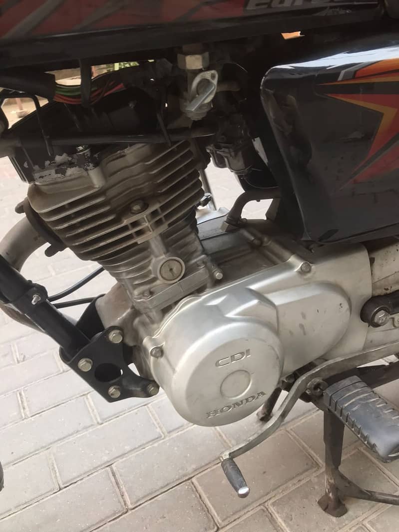 Honda CG 125 2021 3