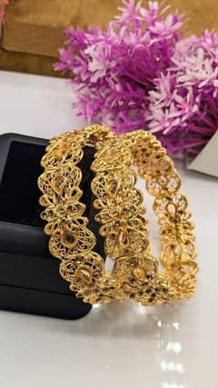 2 Pc Gold Plated Artificial Stones Kara Bangle