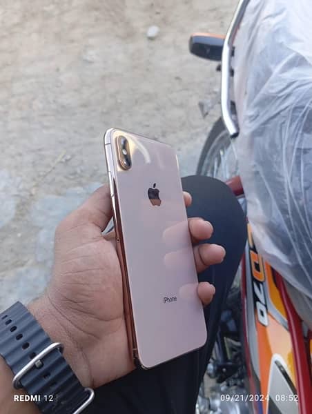 iphone xs max factory unlock 1