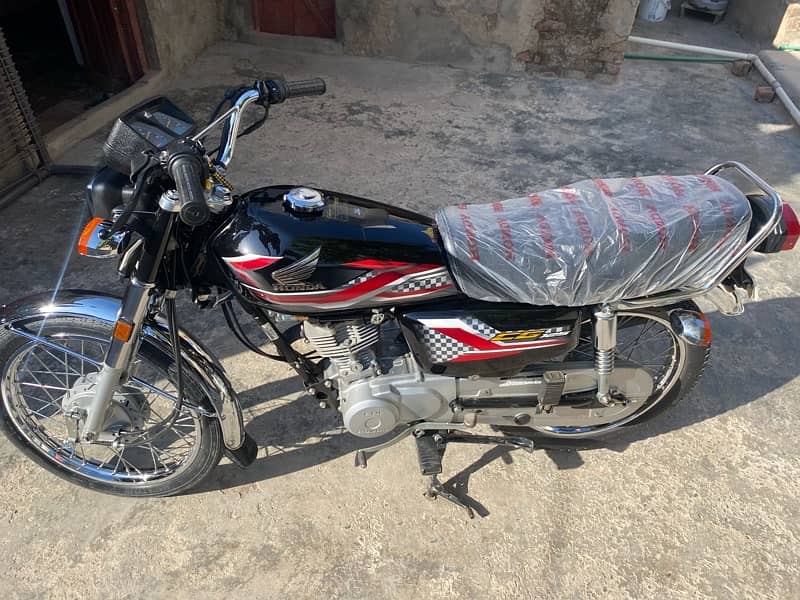 Honda 125’ 2024 Model Brand New Bike argent For Sale 7