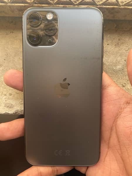 Iphone 11 pro 64gb pta approved 1