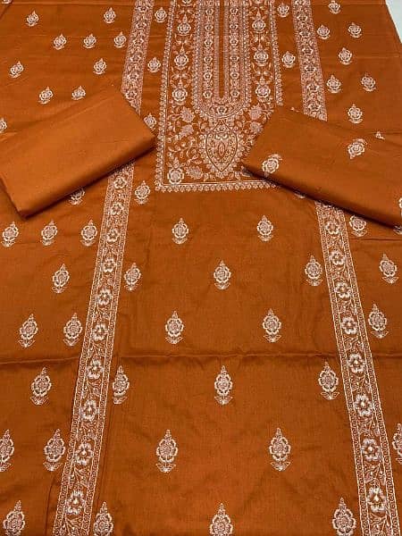 2Pcs lawn Embroidered suit. . 1