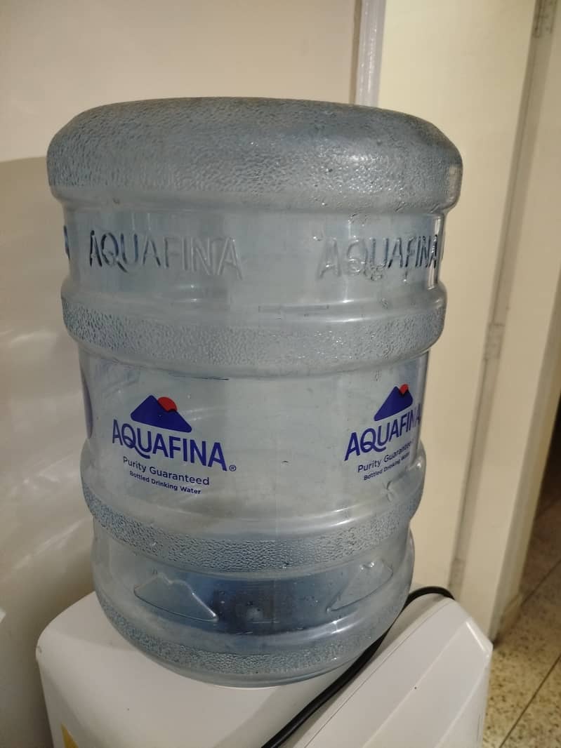 Water dispenser with 2 aquafina 19 liter bottle 1