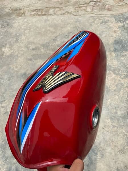 2024 Model Fuel tank 4