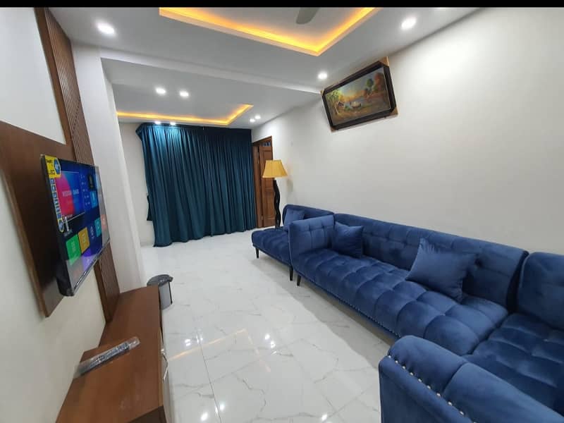 1 Bedroom VIP Full furnish flat per day available in Bahria town Lahore 9