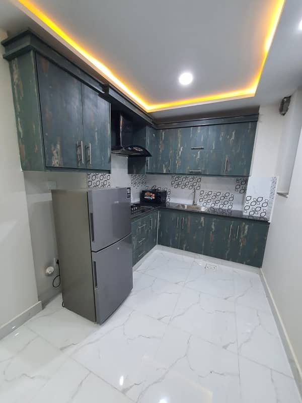 1 Bedroom VIP Full furnish flat per day available in Bahria town Lahore 13