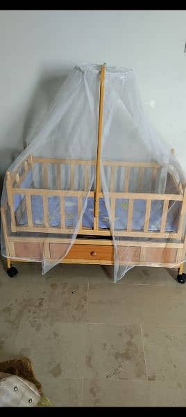 baby cradle + bed 1