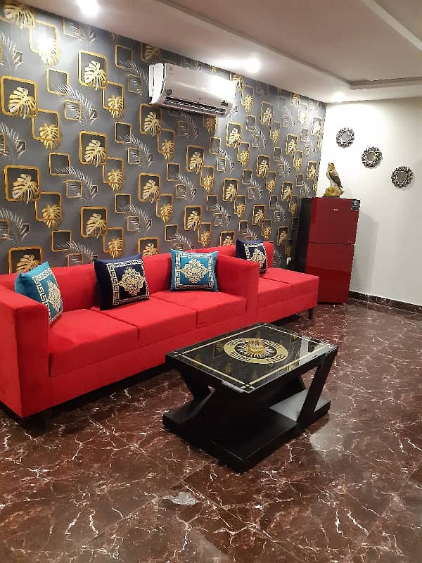 1 Bedroom VIP Full furnish flat per day available in Bahria town Lahore 20