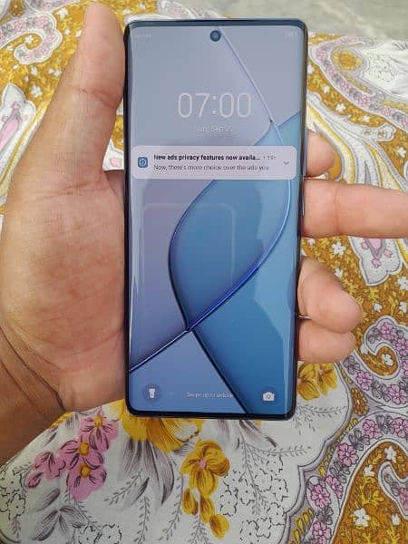 Tecno spark 20 pro plus 7