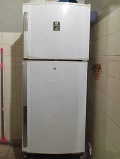 Good condition running fridge