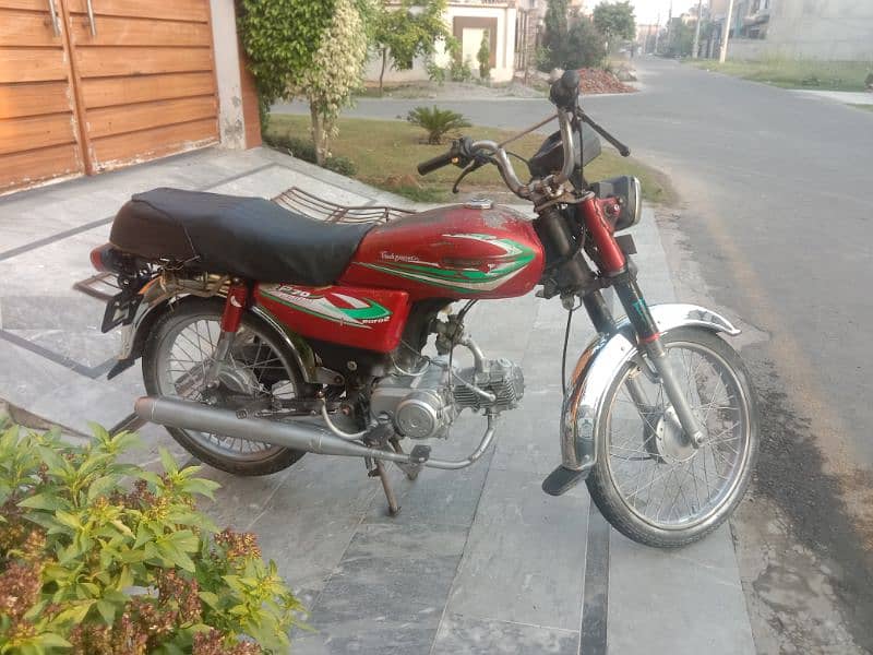 honda cd 70 2010 model  urgent sale read add full 2