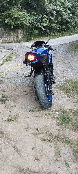 suzuki rgv modified into R6 yamaha (original bike not a replica ) 3