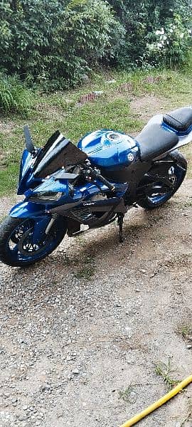 suzuki rgv modified into R6 yamaha (original bike not a replica ) 4