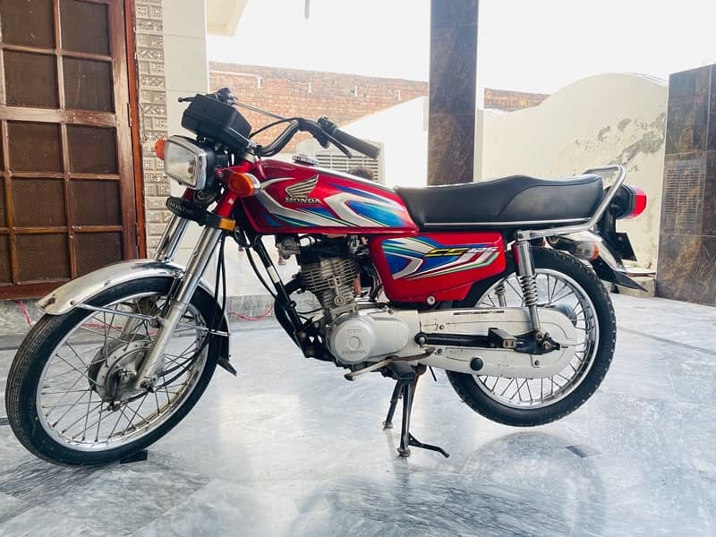 Honda CG125 2022 2