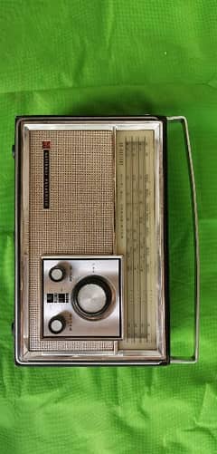 National Panasonic antique radio 441-B in genuine condition available 0