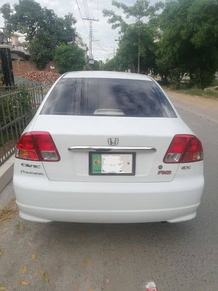 Honda Civic EXi 2003 (Total geniune) 1