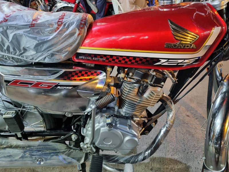 Honda CG-125 Special Edition 2025 zero 282900/= 2