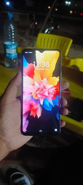 vivo y17s 6+6 128 Gb 1