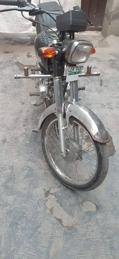 complete tayar bike all ok for sell WhatsApp number 03216380445 0