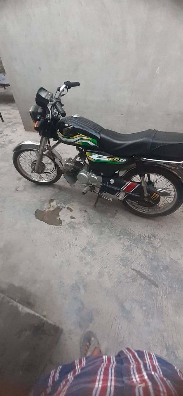 complete tayar bike all ok for sell WhatsApp number 03216380445 5