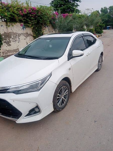 Toyota Altis Grande 2018 full option 8