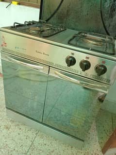 3 burner gas stove with shelves