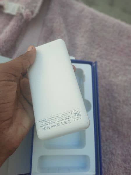 Ronin Power Bank 20000Mah 4