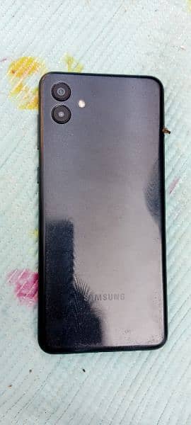 Samsung A04 1