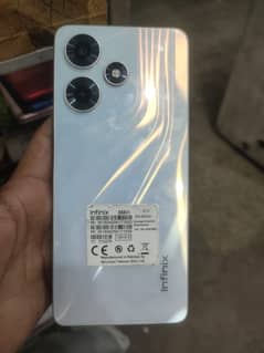 Infinix Hot 30  8gb 128 rom 10/10