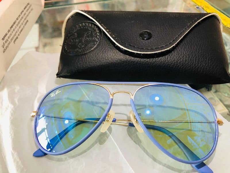 Brand New Ray. Ban sunglasses color green and blue with branded box 5