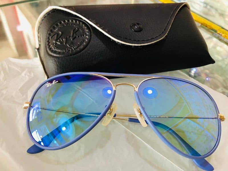 Brand New Ray. Ban sunglasses color green and blue with branded box 11