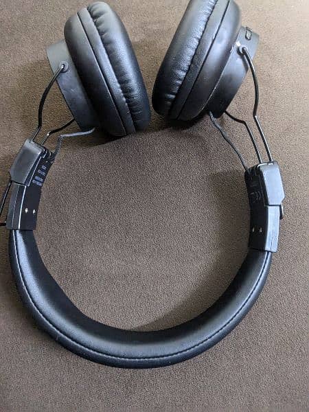 headphone 4