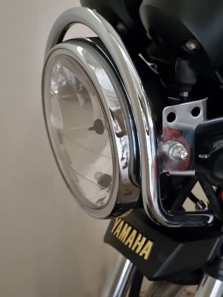 Yamaha YB-125Z DX Applied 2024 3