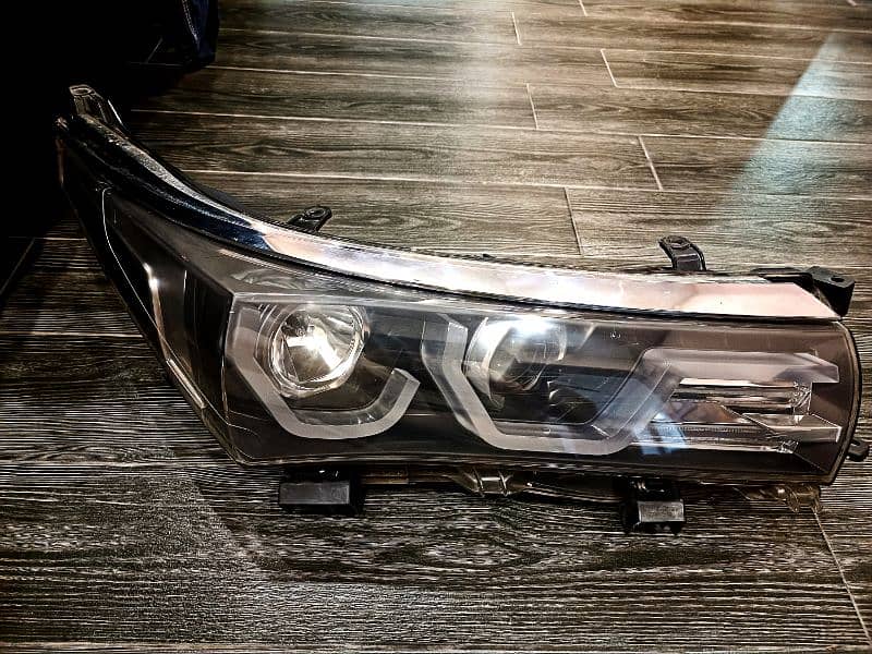 COROLLA 2014-16 W STYLE LAWA  HEADLIGHTS 1