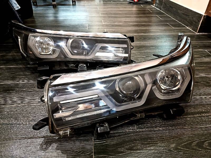 COROLLA 2014-16 W STYLE LAWA  HEADLIGHTS 2